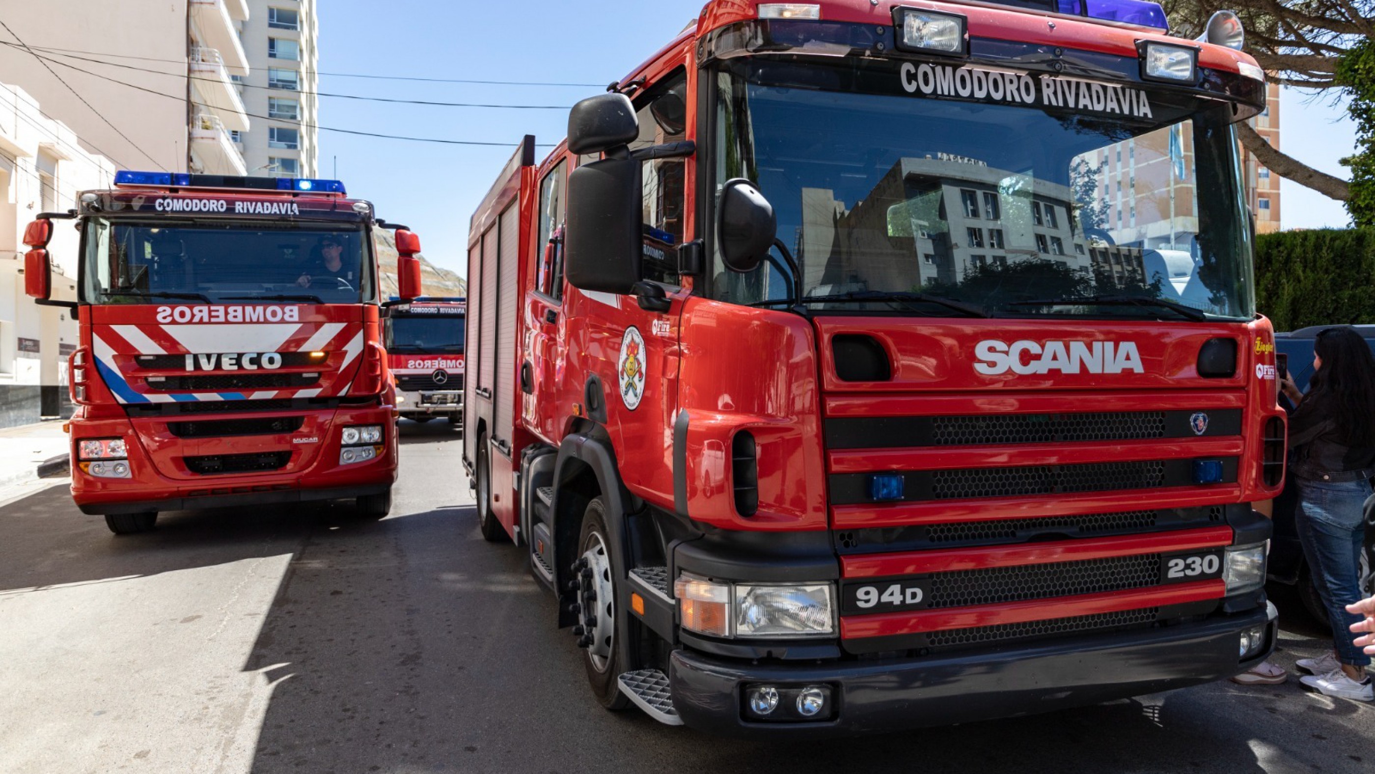 Bomberos de Comodoro lanzan colecta de golosinas para celebrar con los egresados y un torneo solidario de vóley