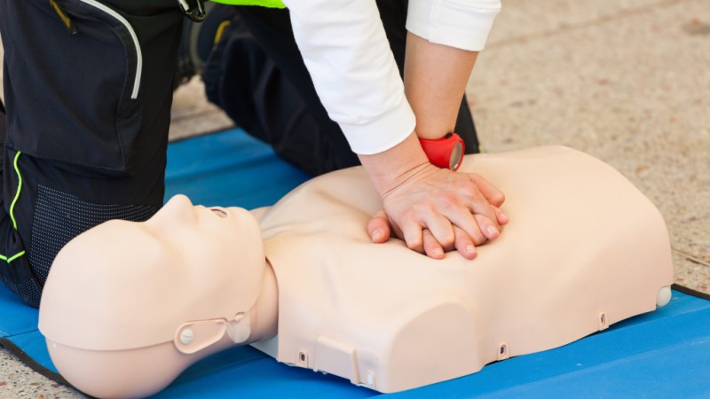 Taller gratuito de RCP en el Centro Vanguardia: "Es importante aprender a actuar ante una emergencia"