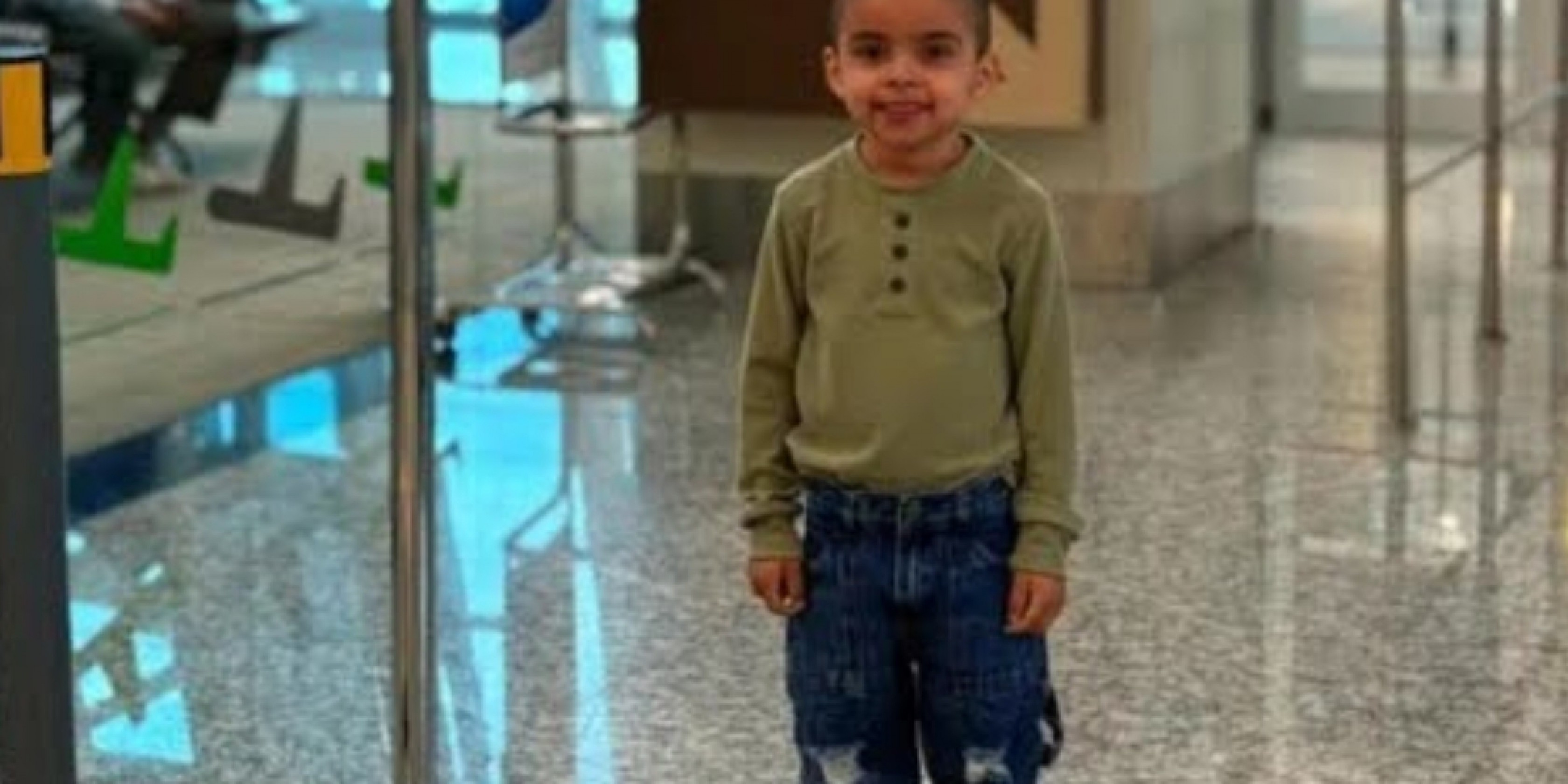 Isaías, el niño comodorense con un curioso síndrome, está en terapia y piden una cadena de oración