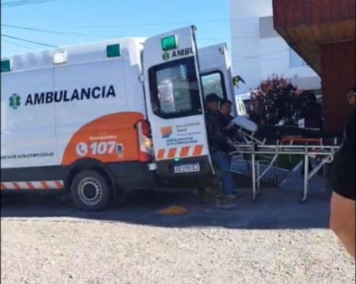 Así llegaba María José San Martín al hospital de Sarmiento: emoción, alivio y abrazos tras cinco días de búsqueda