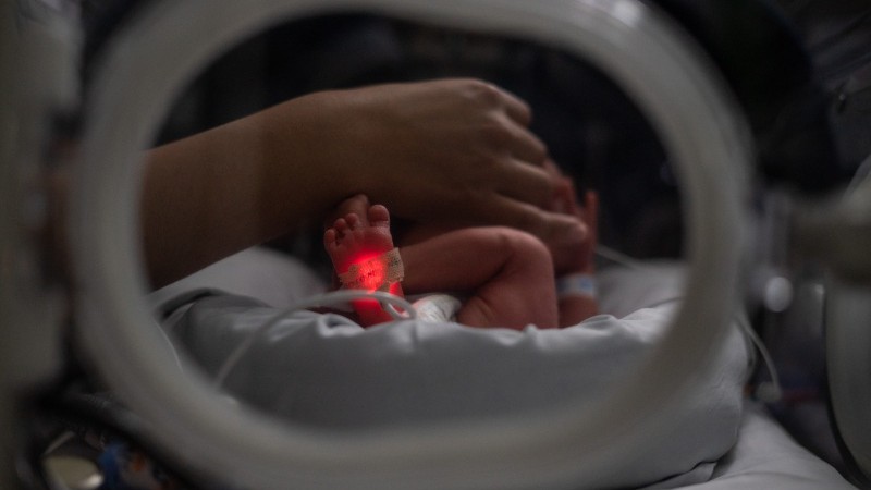 Escándalo en Córdoba: investigan si un medicamento causó la muerte de 12 bebés