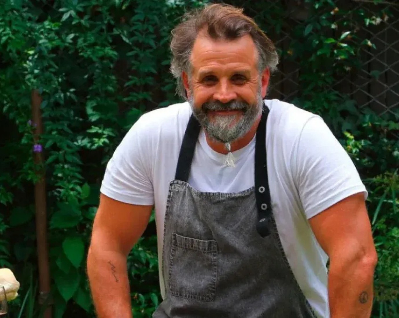 Preocupación por la salud de Christian Petersen: sufrió una afección cardíaca mientras escalaba el volcán Lanín