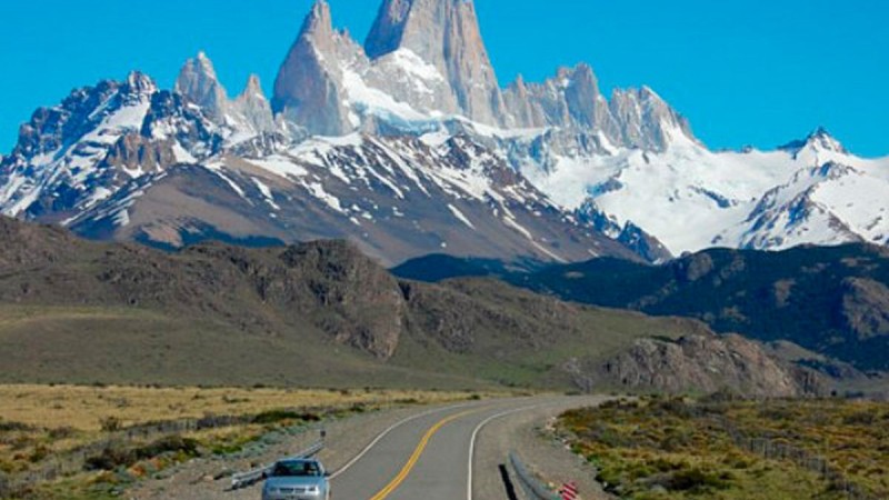 Dos adultos mayores murieron tras el vuelco de un auto cerca de Bariloche