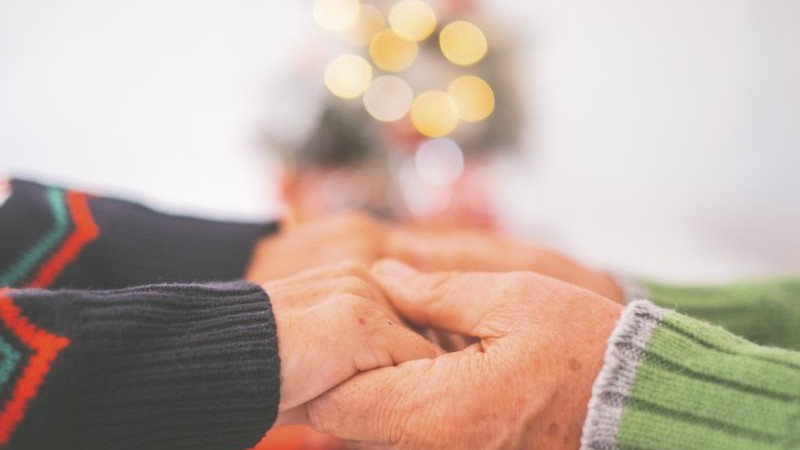 El refugio de la Avenida Polonia: viandas, fe y una mesa para todos en Nochebuena