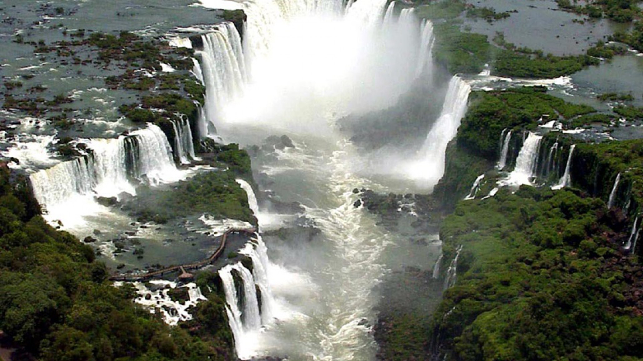 El gobierno puso en alquiler el Parque Nacional Iguazú para eventos privados