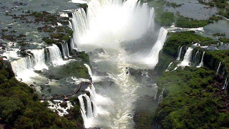 El gobierno puso en alquiler el Parque Nacional Iguazú para eventos privados