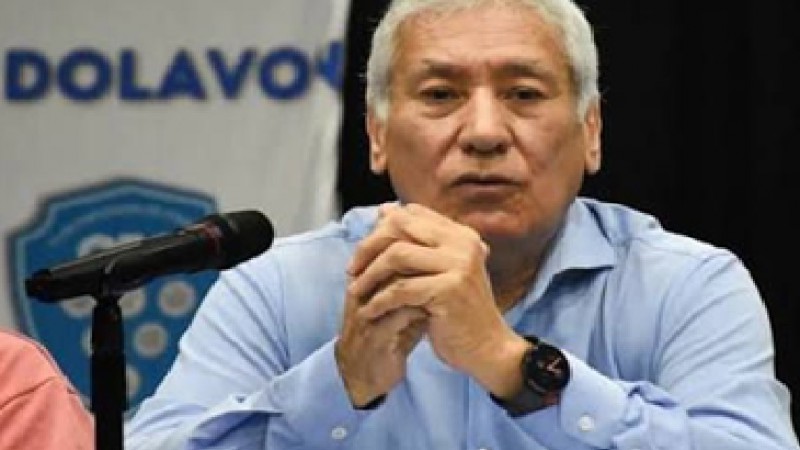 Beliz se tira contra Comodoro y pretende armar otro frente electoral