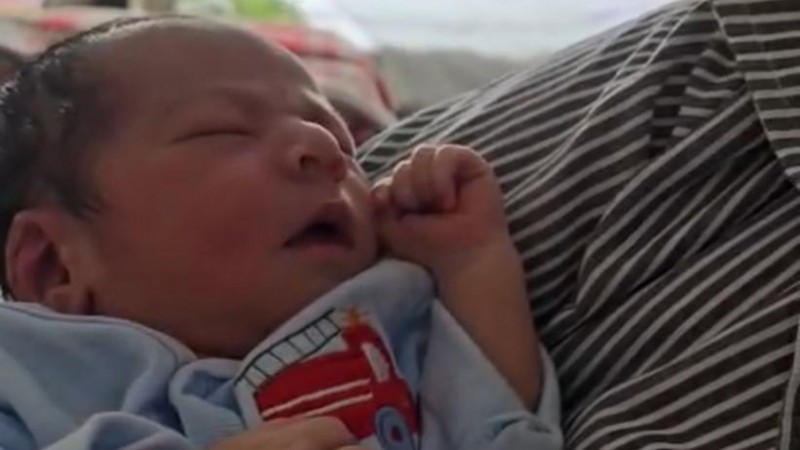 Isaías, el primer bebé del 2024 en Comodoro: "No me esperaba nunca que naciera un primero"