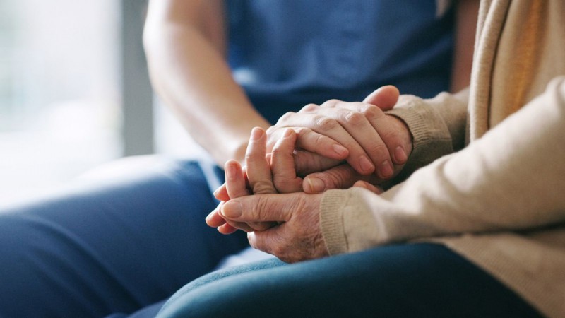 Un intento de suicidio por hora en Argentina: la alarmante estadística que sacude al sistema de salud pública