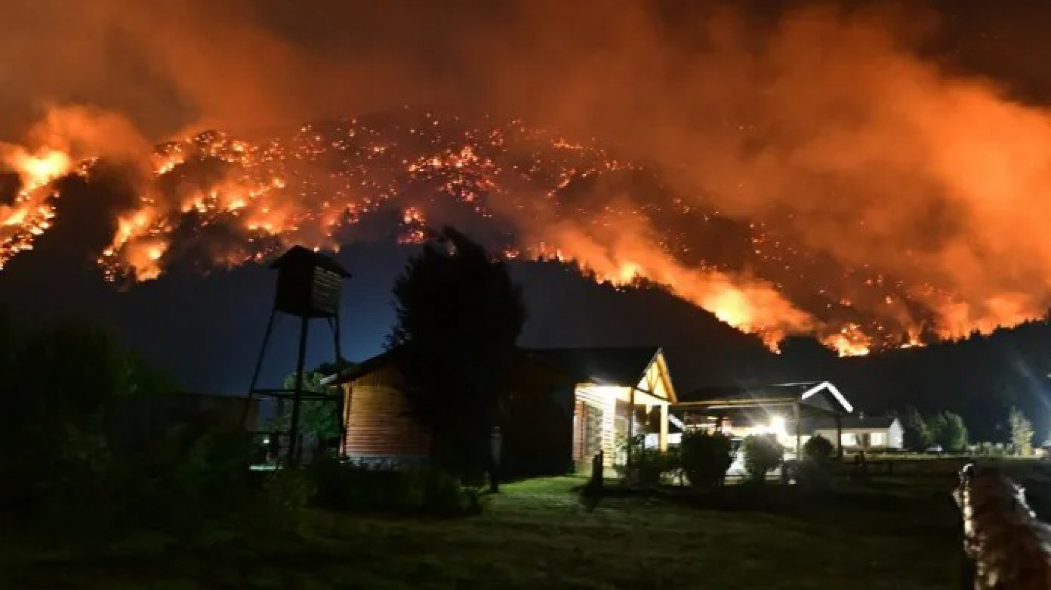 Camiones solidarios recibirán donaciones para los afectados por los incendios en la Cordillera