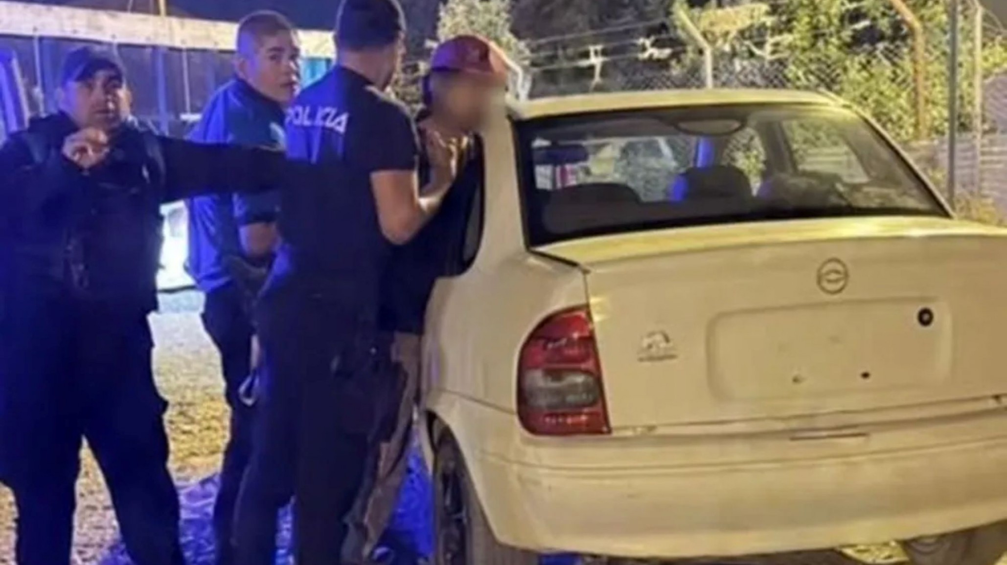 Persecución policial en Km 8: un conductor fue detenido tras intentar atropellar a una agente en Comodoro