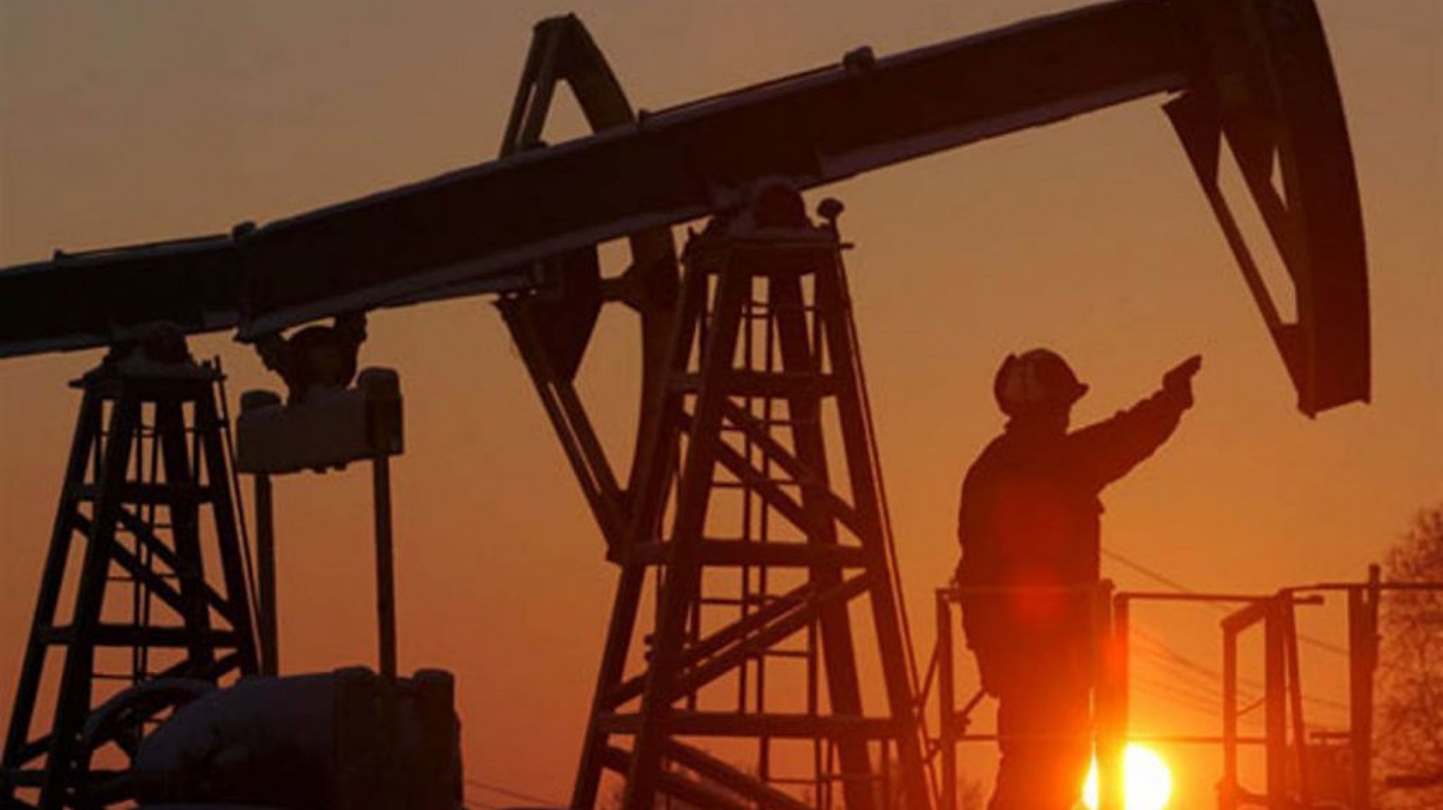 Reforma Laboral en el petróleo: sectores de la industria advierten que el proyecto de Milei "no beneficia en nada al trabajador"