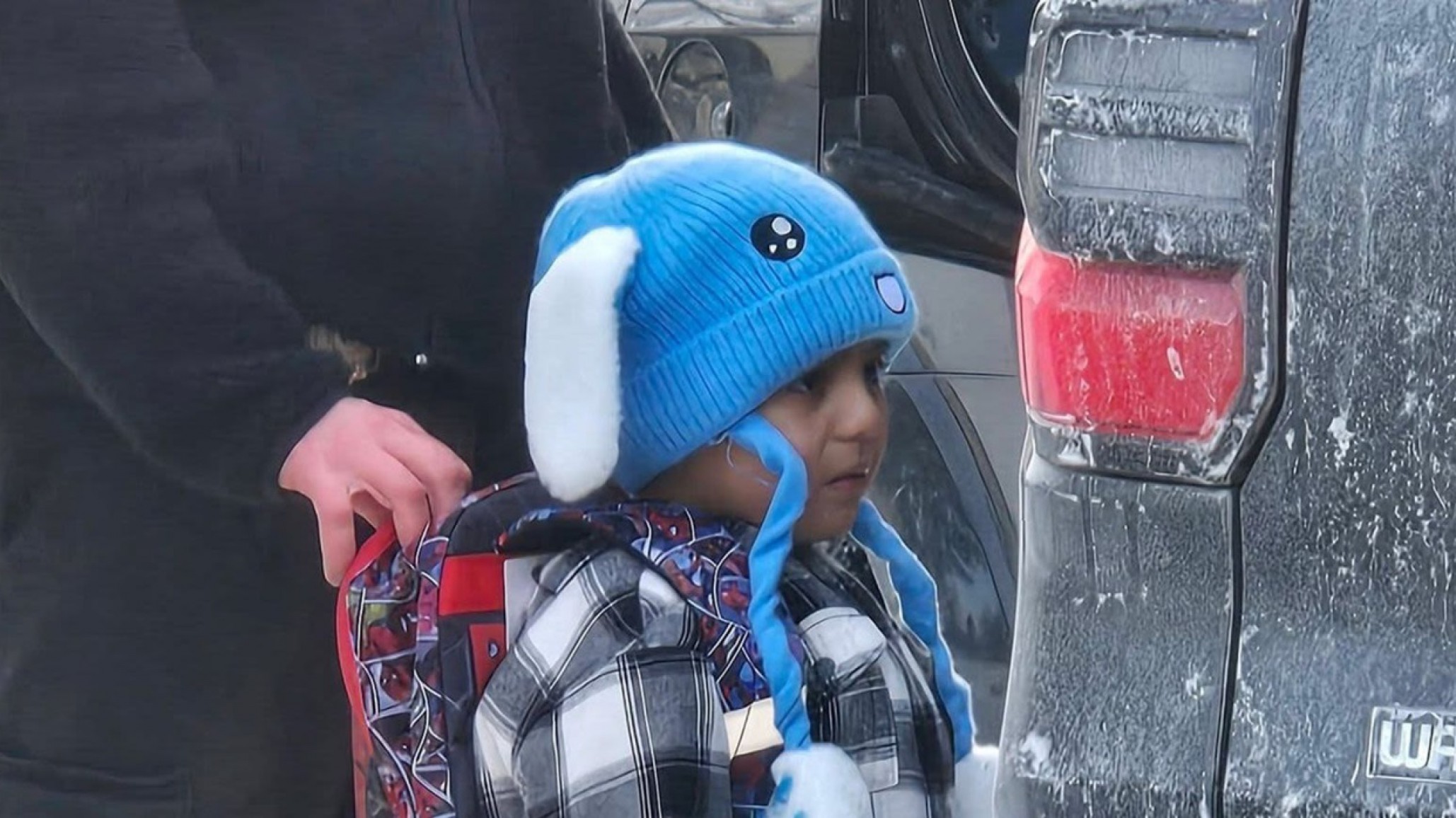 Conmoción mundial: Denuncian que agentes de ICE usaron a un niño de 5 años como "carnada" para atrapar a su padre