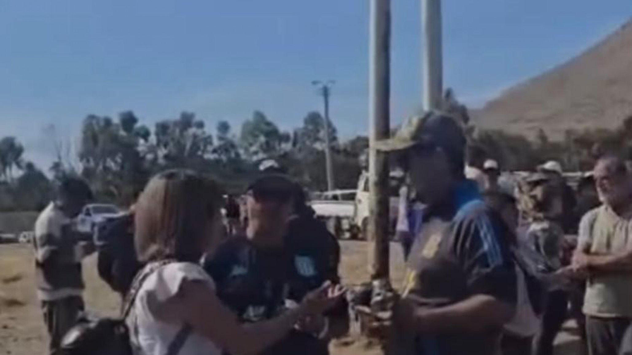 Barrionuevo: "Priorizamos la seguridad ante todo" en el ingreso controlado de vecinos a la zona de la catástrofe