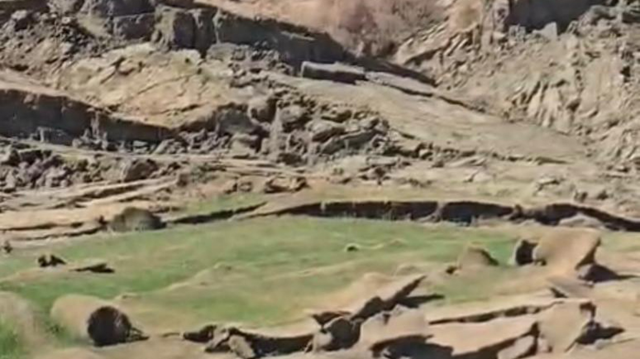 Restringieron el ingreso al cerro Hermitte tras un nuevo desprendimiento de tierra