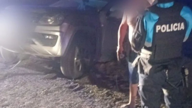 Conductor alcoholizado despistó cerca del Lago Musters