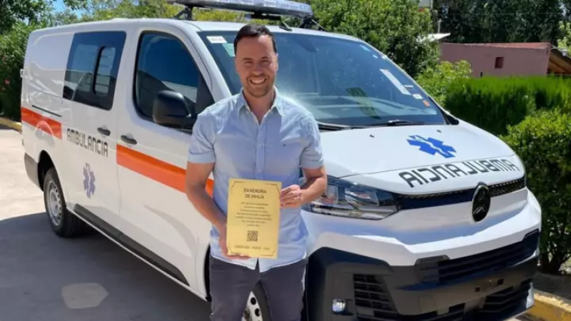 Un ciudadano taiwanés donará una ambulancia a un hospital de Chubut en memoria de su esposa