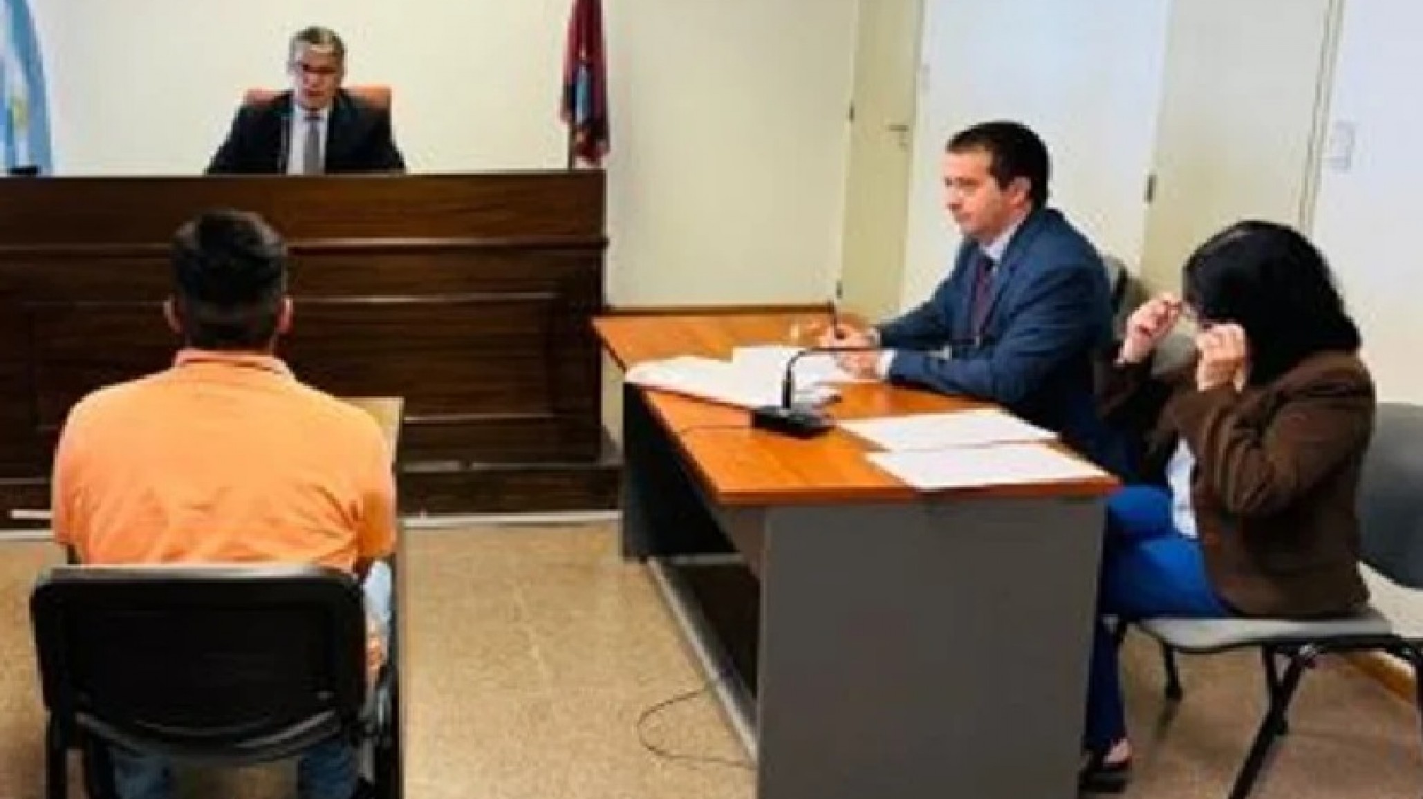 Condenaron a 10 años de cárcel a un hombre por violar a su hija con discapacidad