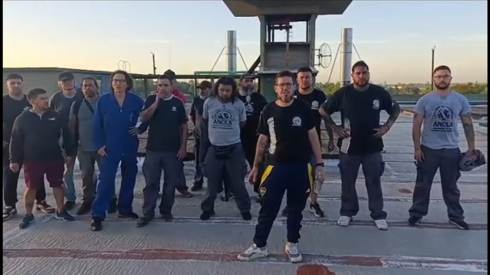 Cierre en Fate: trabajadores tomaron la planta y denuncian que "no hay crisis"