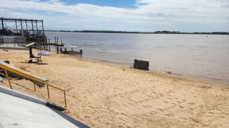 Horror: una pareja encontró un cadáver flotando en el río Paraná