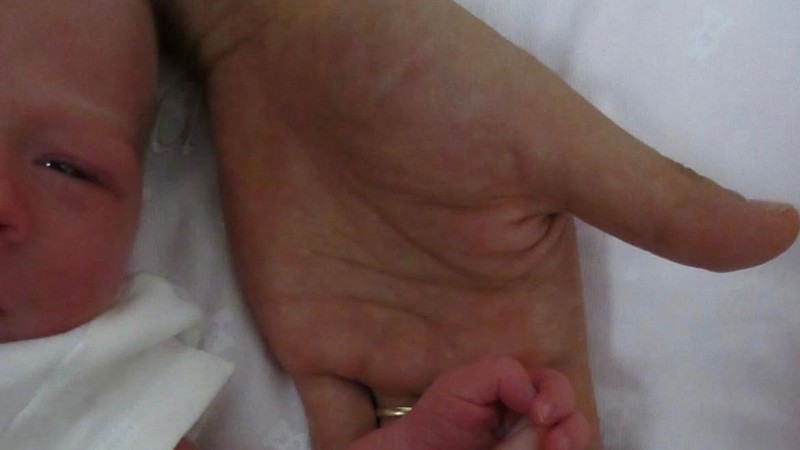 Se conoció la primera imagen de la beba de Oriana y Dybala