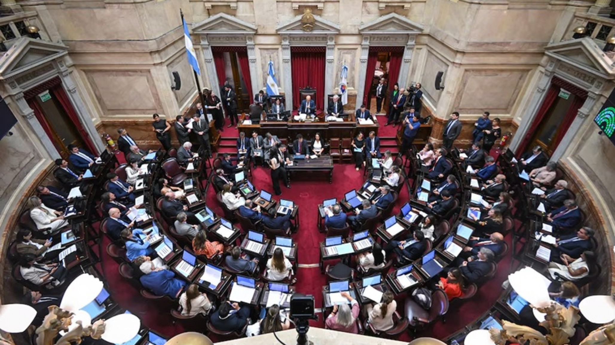 Escándalo en el Congreso: Los nuevos aumentos de sueldos para senadores superan los $10 millones