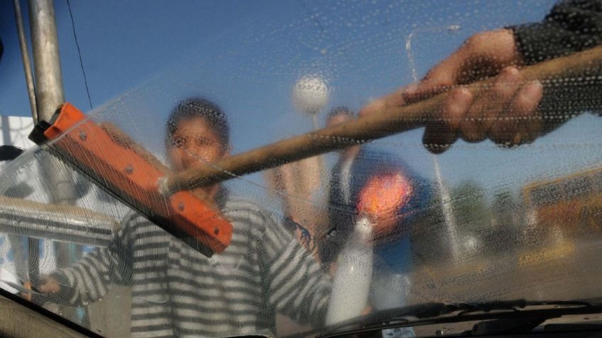 Gómez advirtió que si se aprueba la ordenanza de control de limpiavidrios: "será para regularizar, no para echarlos de la ciudad"