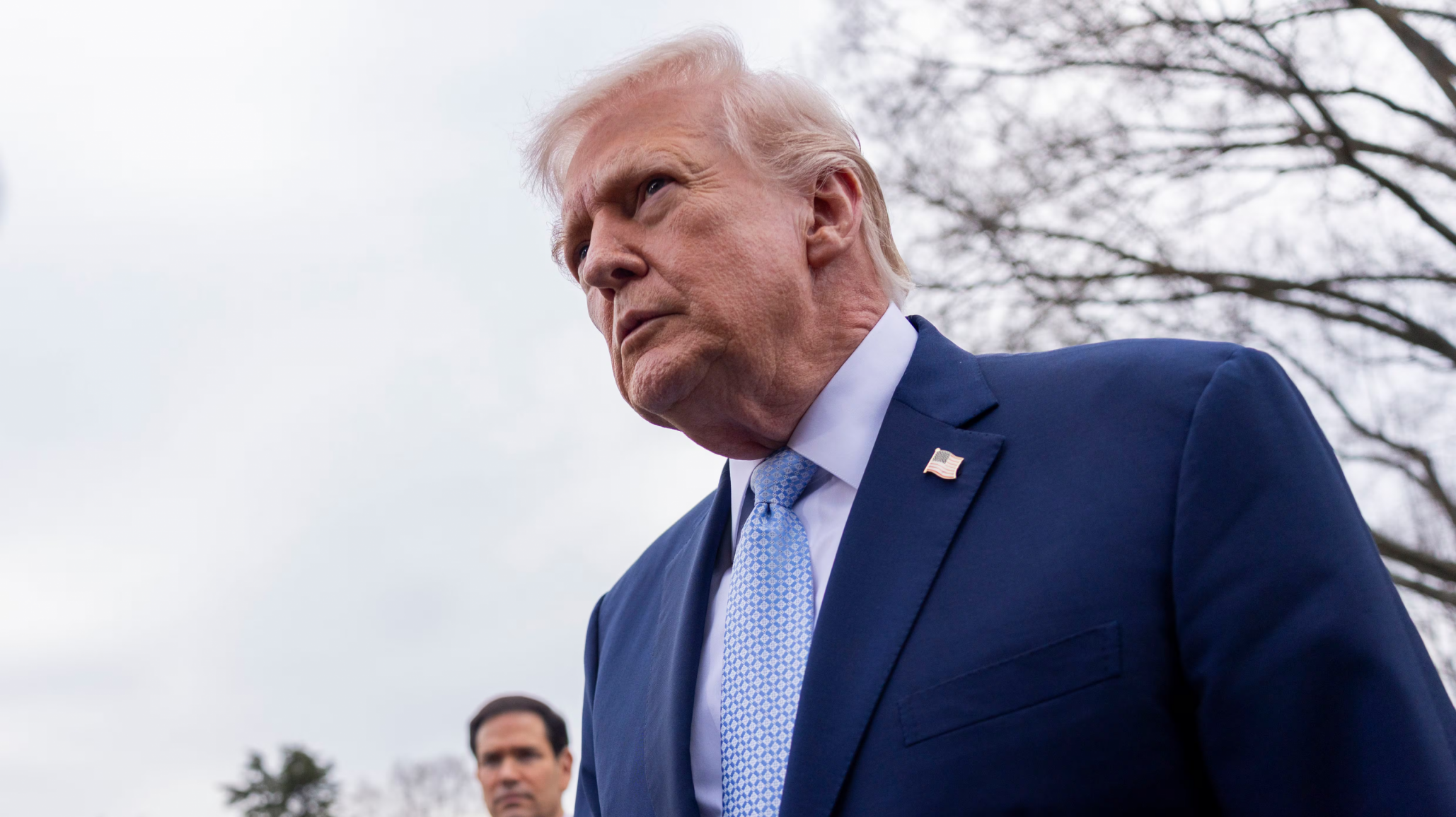 Trump le dio un ultimátum a Irán: amenaza con destruir sus plantas energéticas