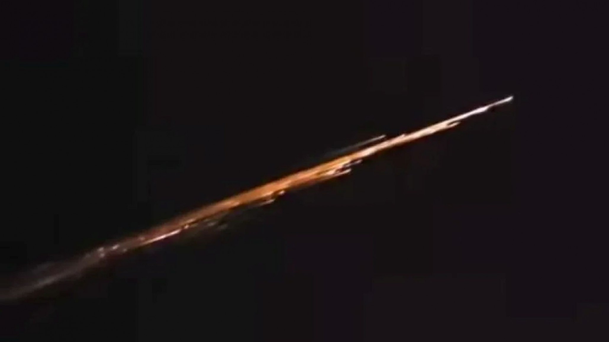 La extraña luz que sobrevoló la región esta madrugada ya tiene explicación