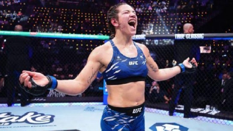 Visita de lujo: Llega Ailin Pérez, una de las figuras mundiales de UFC