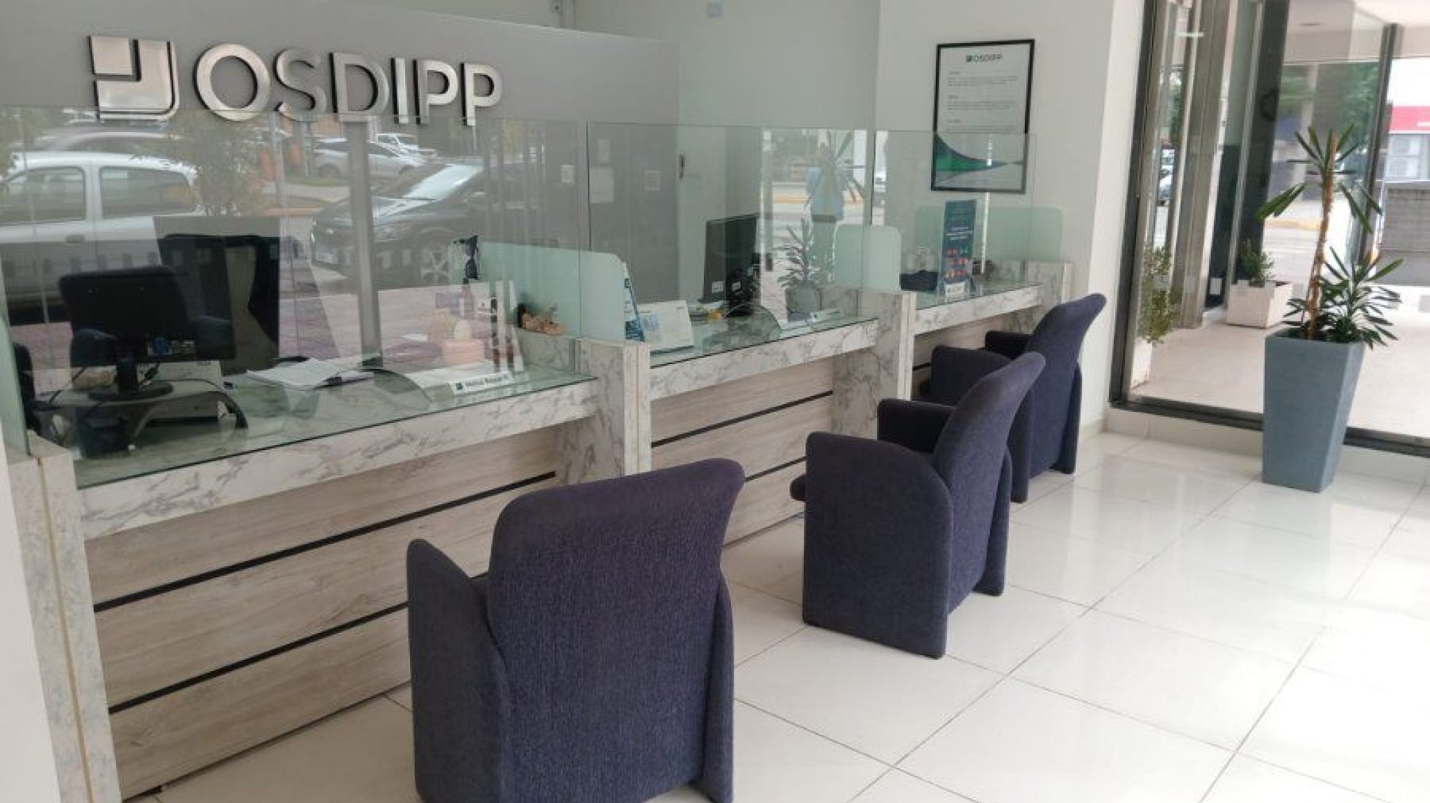 Incertidumbre y preocupación por el posible cierre de la obra social OSDIPP