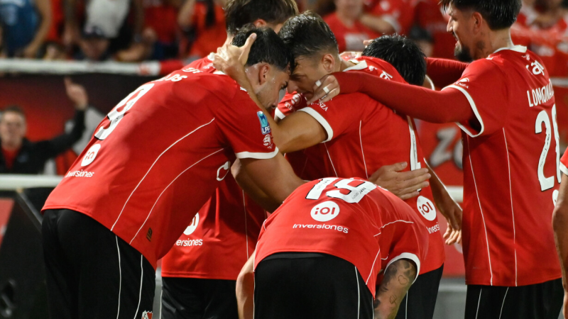 Triunfazo de Independiente en Avellaneda para meterse entre los ocho