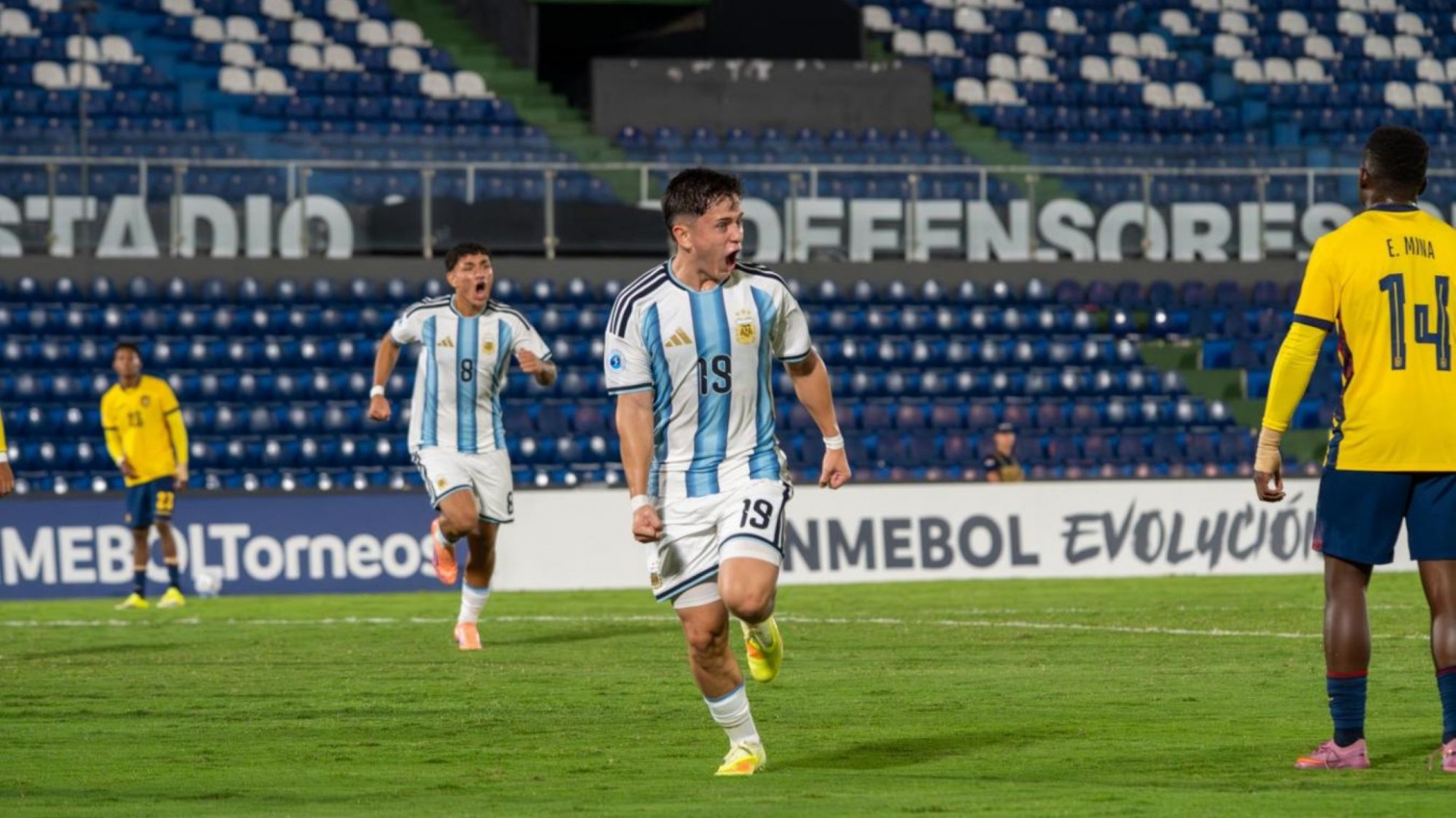 Argentina vs Colombia: duelo clave por el título juvenil este domingo