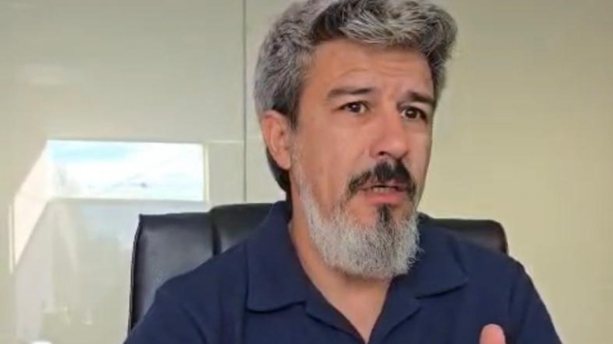 Vecinos evalúan créditos para reconstruir sus viviendas: "No es un subsidio, lo tenemos que pagar"