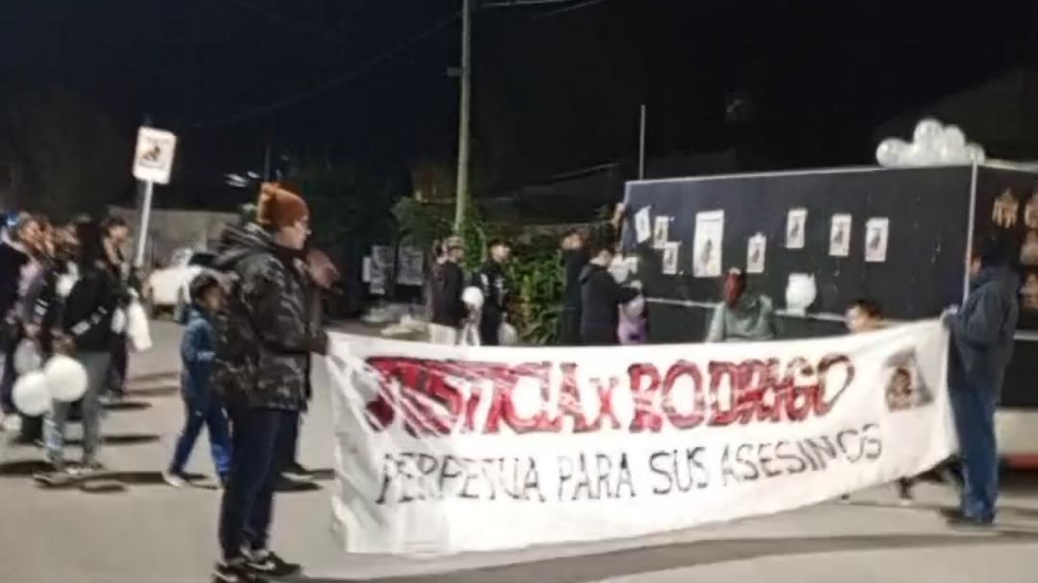 Neuquén: velas, lágrimas y un fuerte reclamo de justicia por Rodrigo Campos