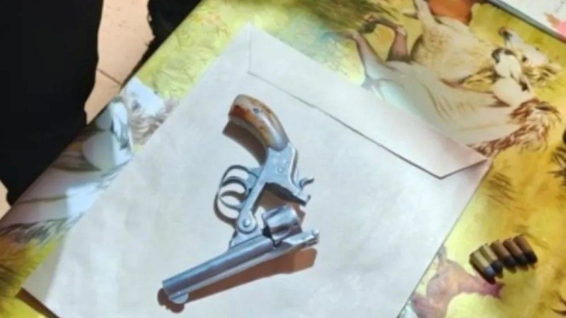 Amenazas escolares en El Calafate: secuestran un revólver cargado tras una investigación