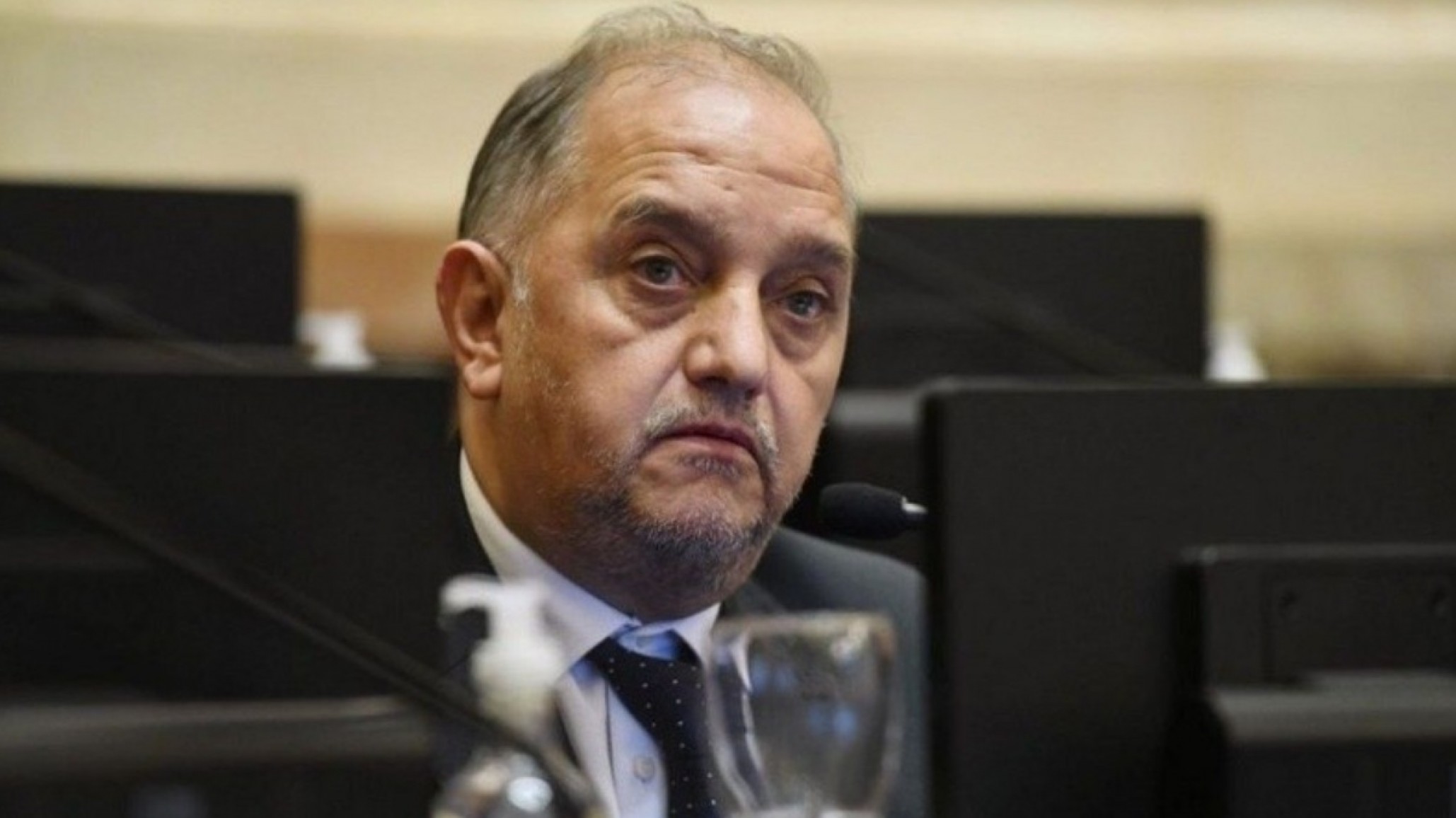 Carlos Linares: "Adorni y el arquitecto son dos delincuentes"