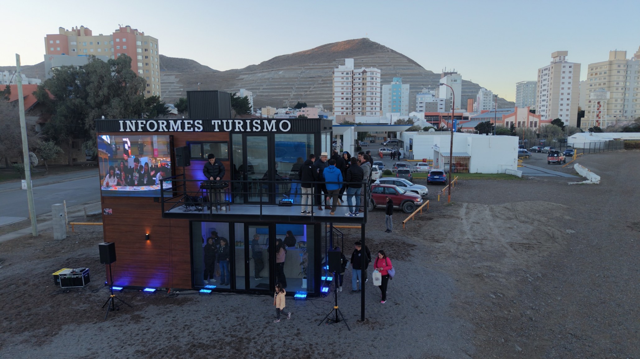 Comodoro se reconcilia con el mar: inauguran el moderno Centro de Información Turística en el Paseo Costero