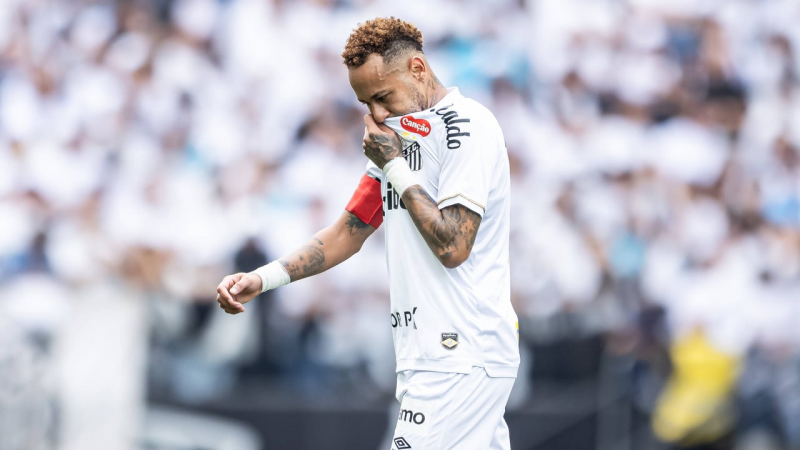 Preocupación en Brasil: Neymar sufrió una lesión muscular y podría perderse el debut mundialista