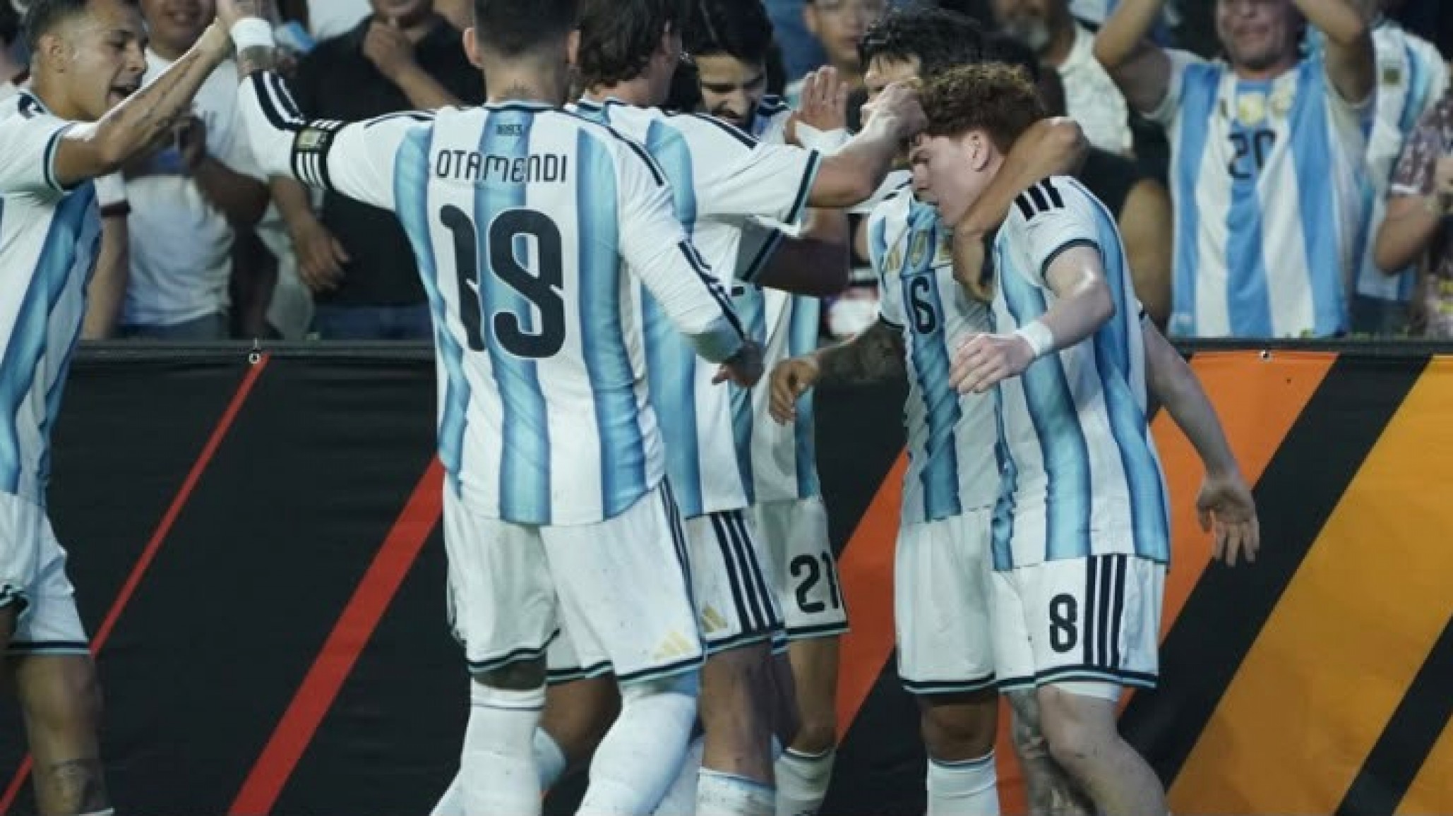 Con un gol de Messi, la Selección argentina le ganó 3-0 a Islandia en su último amistoso antes del Mundial