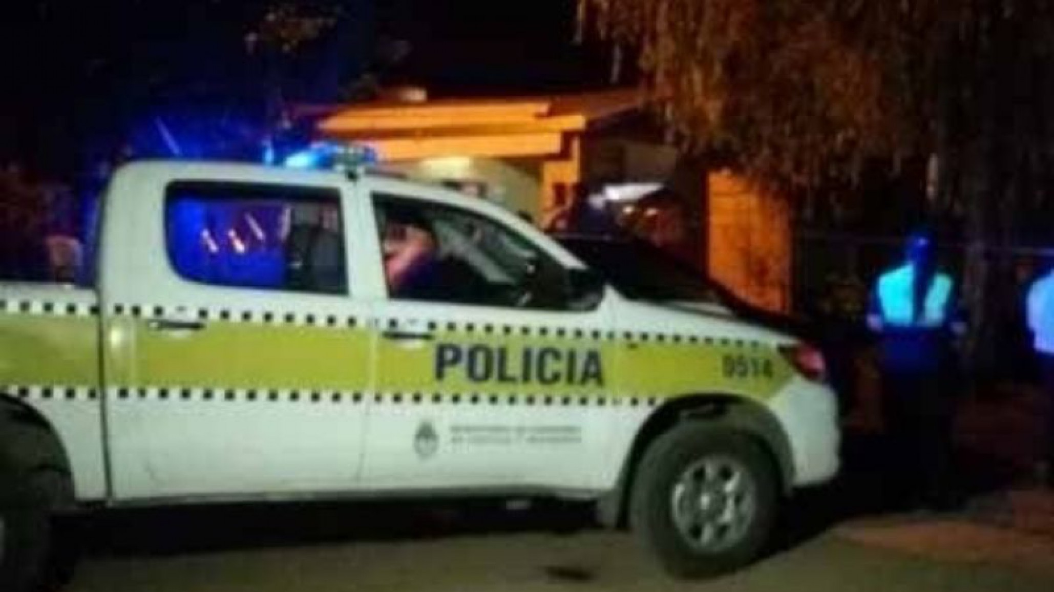 Femicidio : Un joven mató a su novia de 17 años de un disparo en la cara