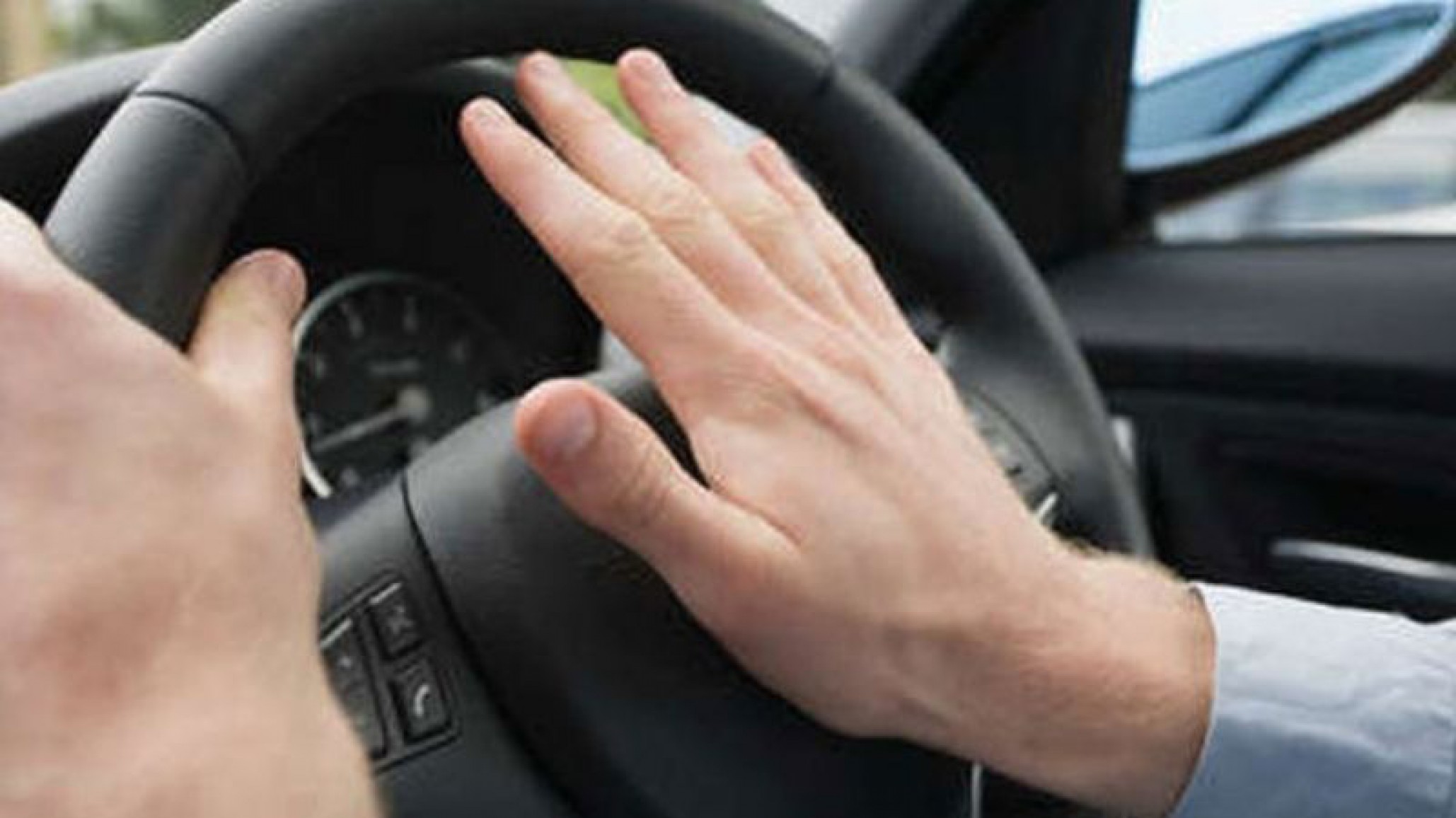 Multaron a docentes que se manifestaron a los bocinazos