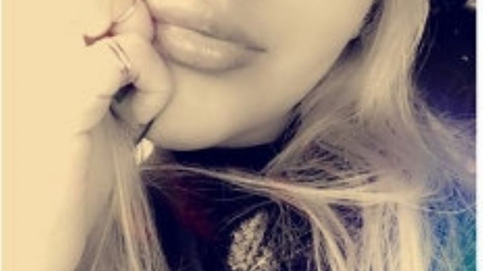 More Rial se adelanta al verano con una colorida bikini