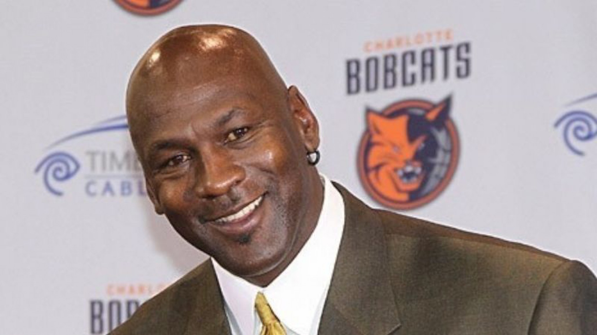 Huracán Dorian: Michael Jordan dona un millón de dólares a los damnificados