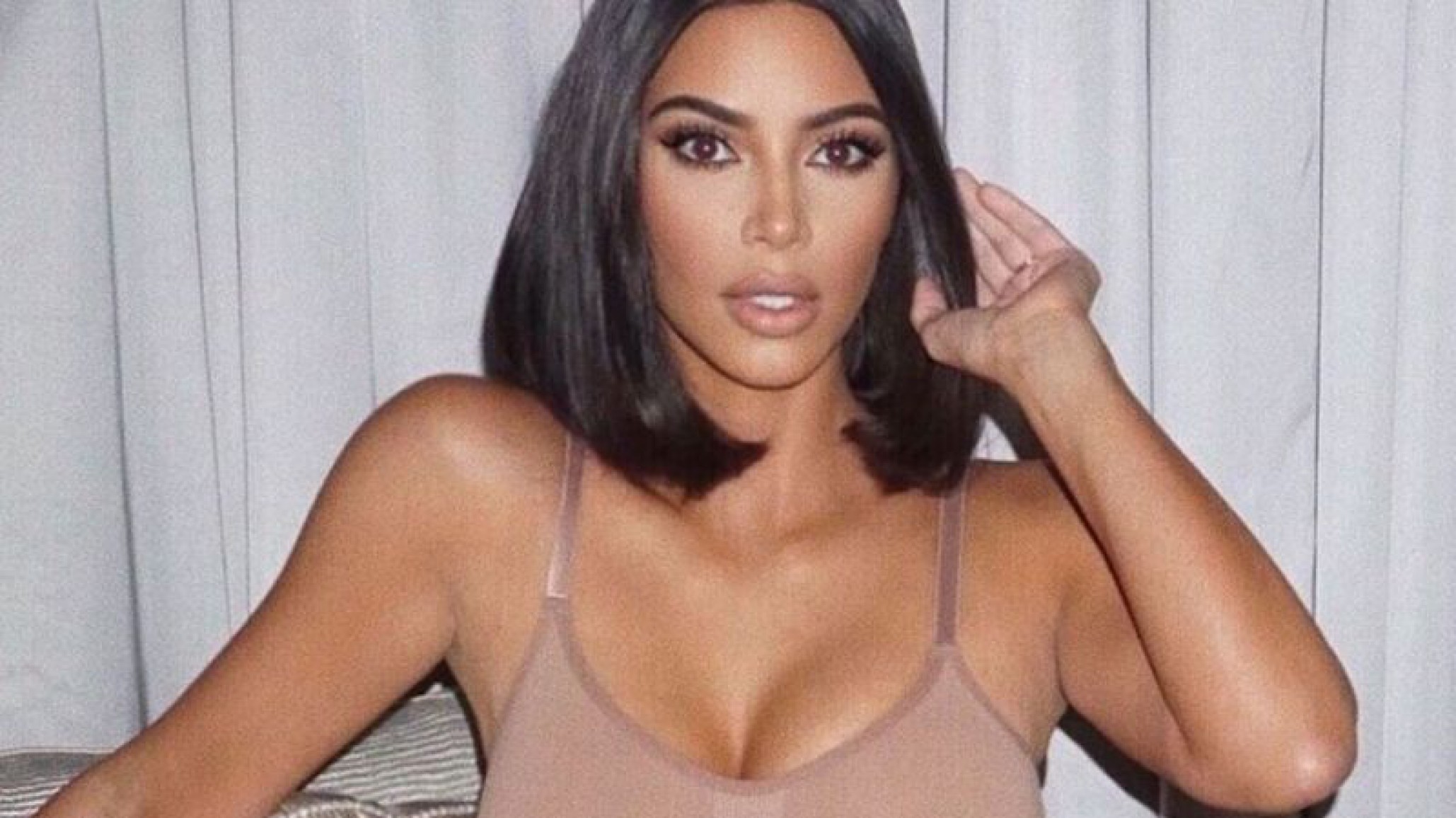 ¡Volvieron las fajas! Kim Kardashian ganò 2 millones de dólares en 15 segundos de venta
