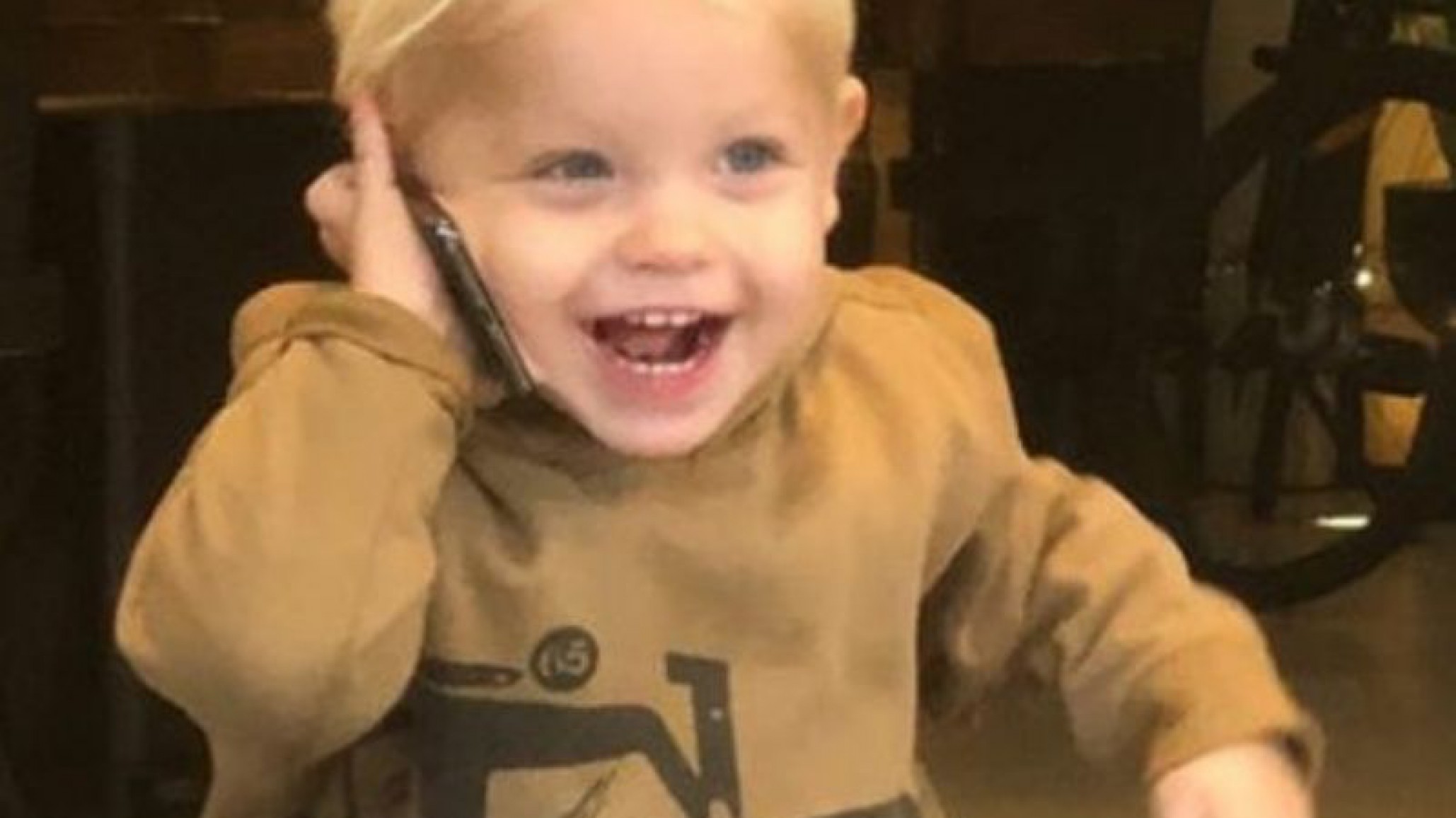 ¡Otra aventura del hijo de Marley! :”Juana se comió mi tiza azul”