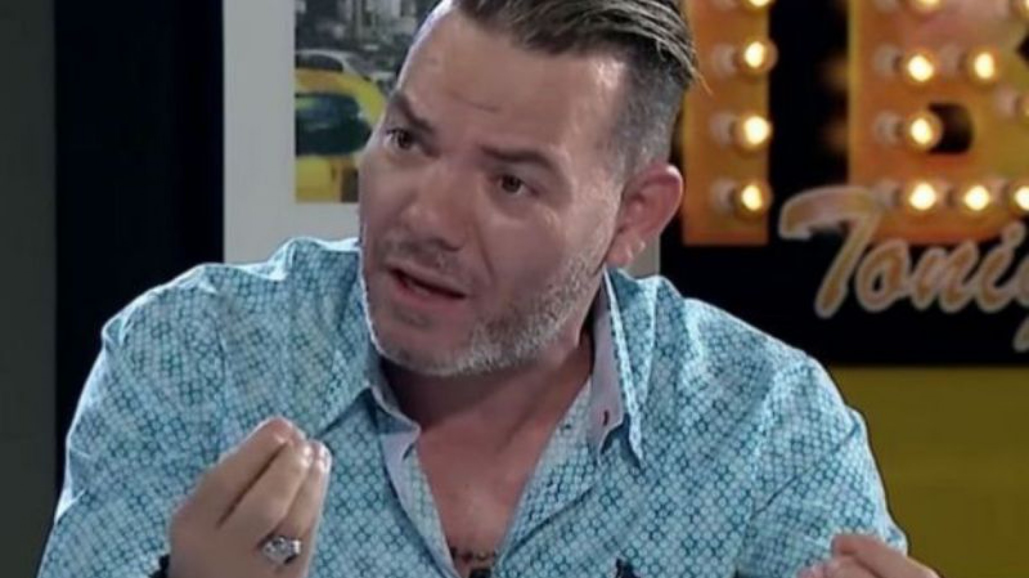 Indignante: un cantante marroquí declara que “quien no pega a su mujer, no es hombre