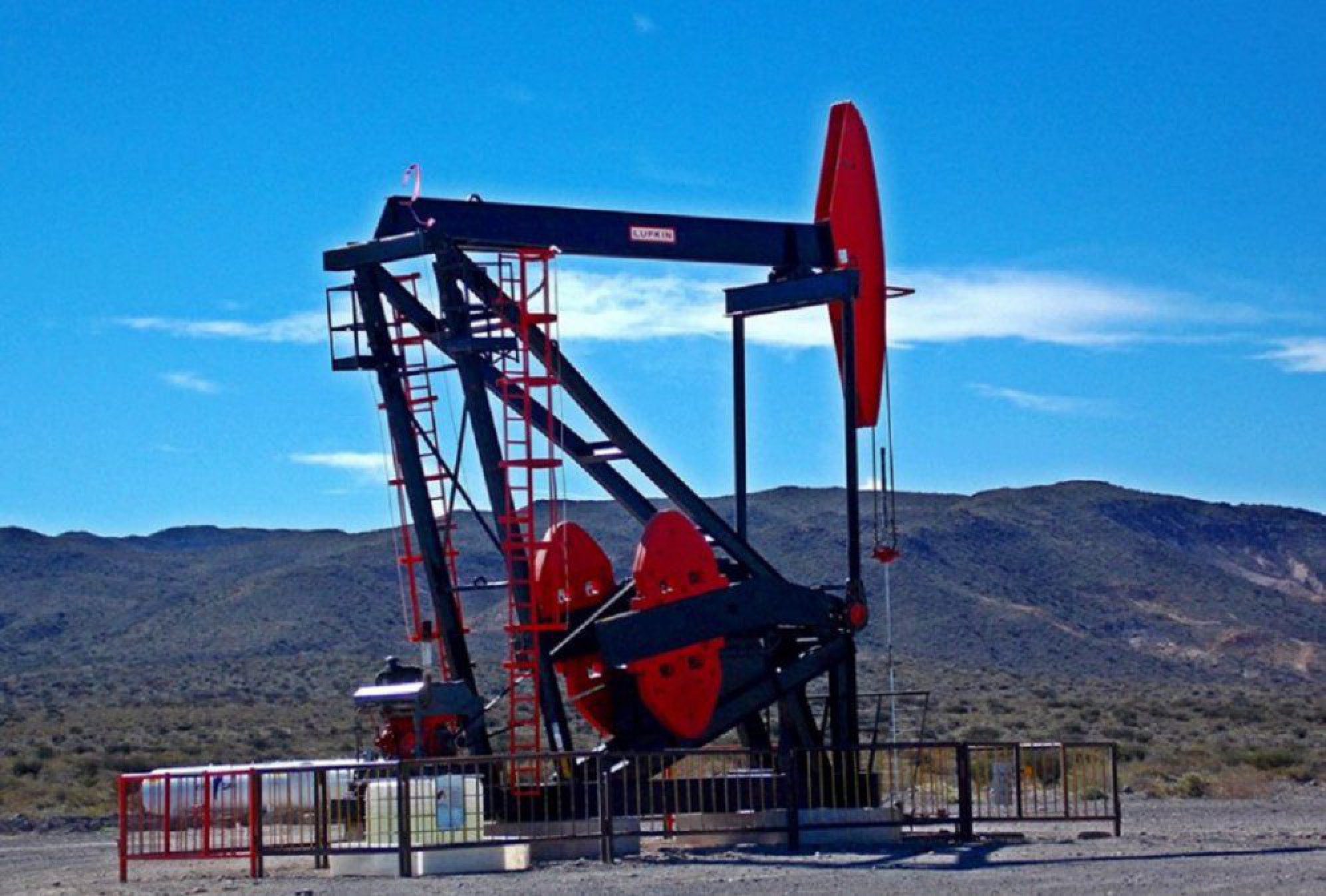 Preocupación en Chubut por la caída del precio del petróleo