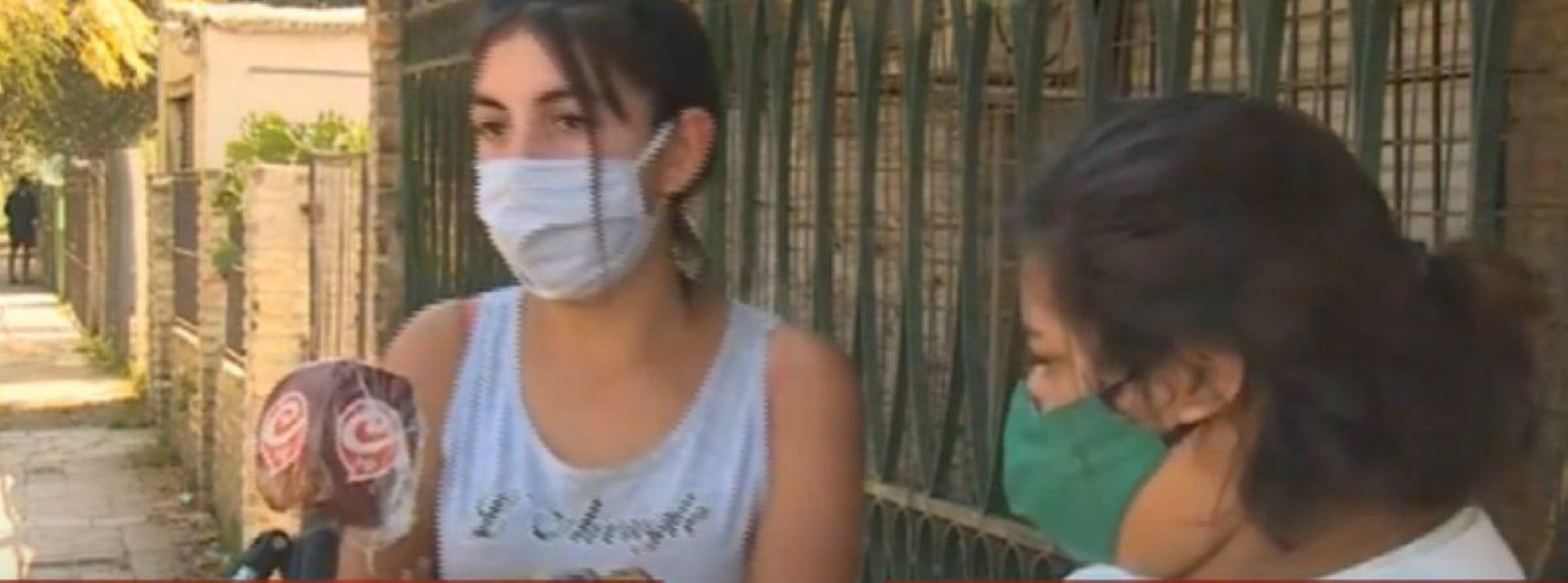 Joven lucha para que ella y su hija tengan DNI: “No existo”