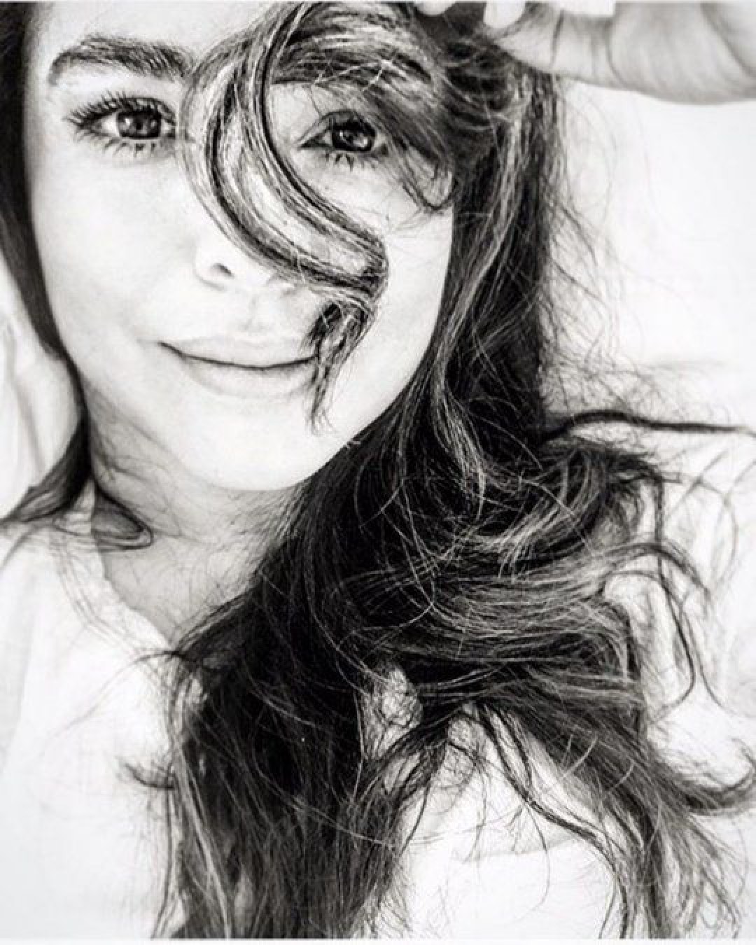 ¡Danna García apareció de color azul! ¿Qué le ocurrió?